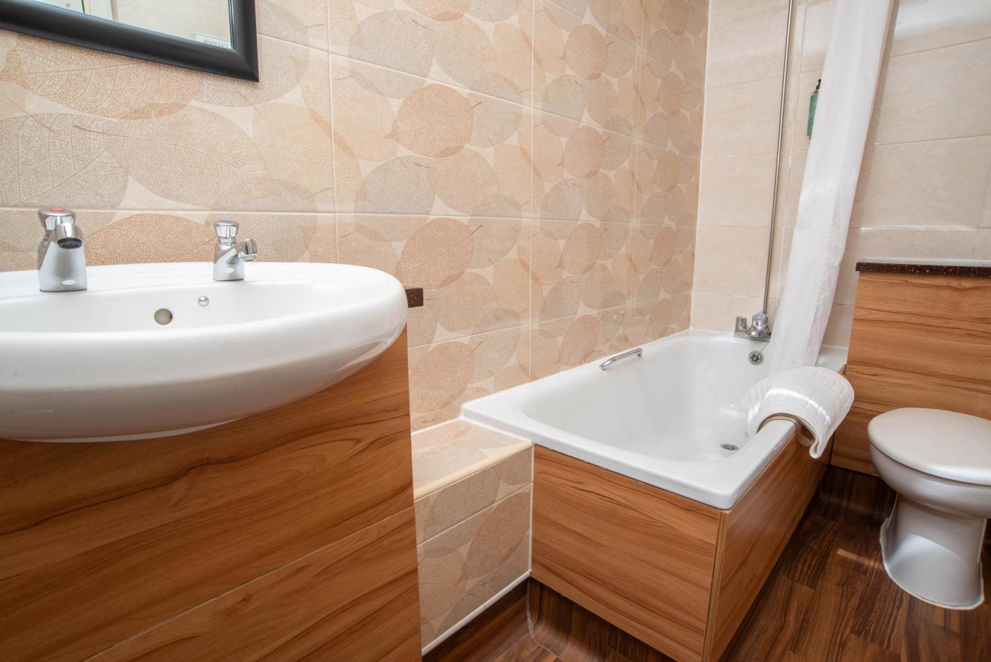 The Shrewsbury Hotel Wetherspoon エクステリア 写真