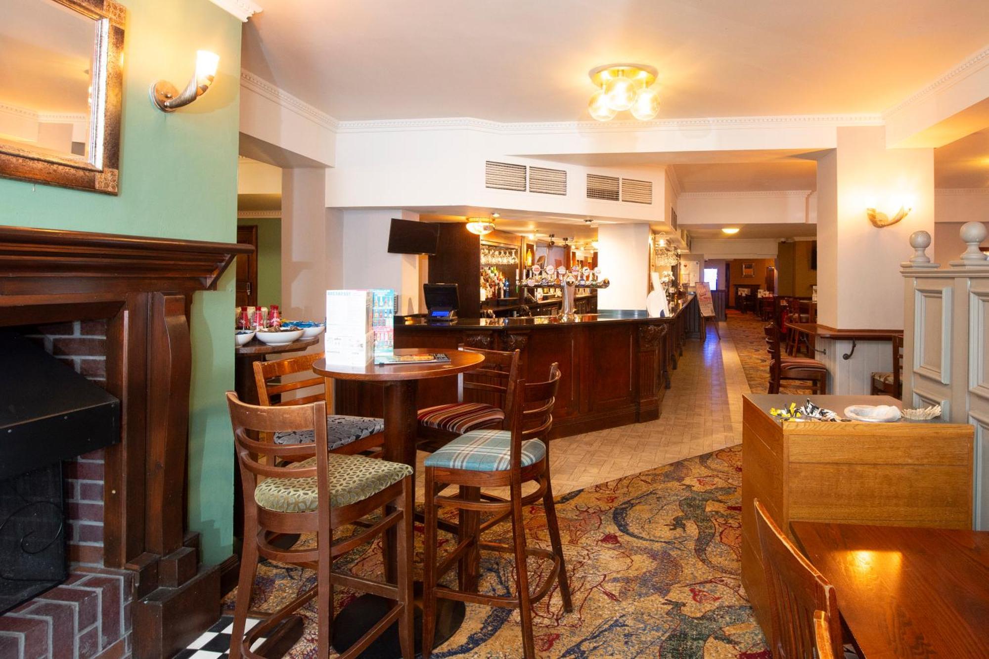 The Shrewsbury Hotel Wetherspoon エクステリア 写真