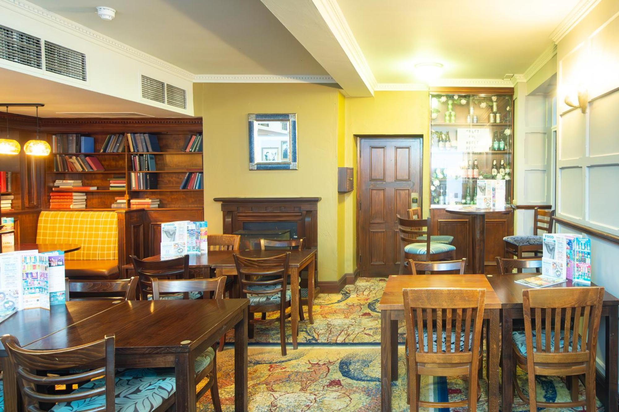 The Shrewsbury Hotel Wetherspoon エクステリア 写真